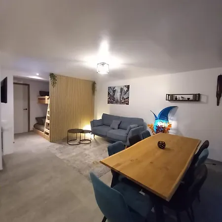 R&n Studio-green Garden